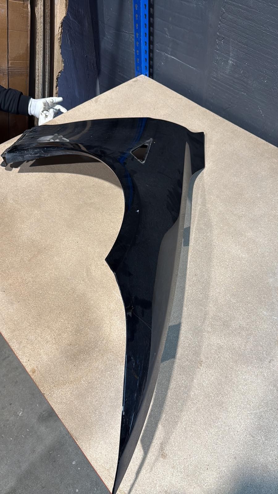 FRONT FENDER, RIGHT