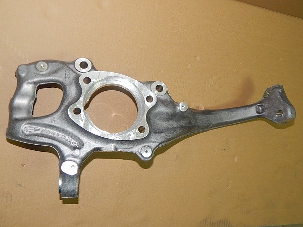 Поворотный кулак Audi 4G0407254B